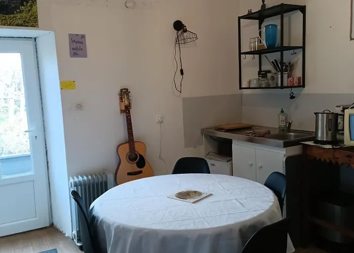 Chez Nathalie, A L'ancienne Ecole! *